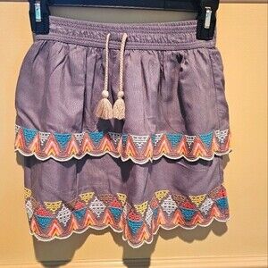 Peek Girls Embroidered Tier Skirt. Size L (10)